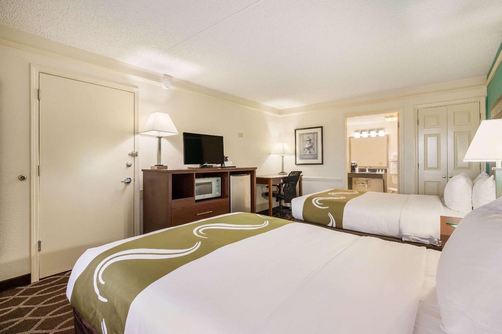 Quality Inn Tulsa Central Exteriér fotografie